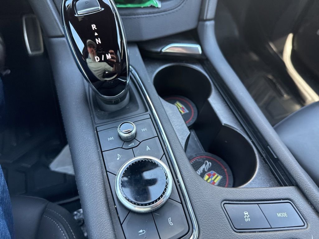 Used 2024 Cadillac XT6 Sport w/ Technology Package image 15