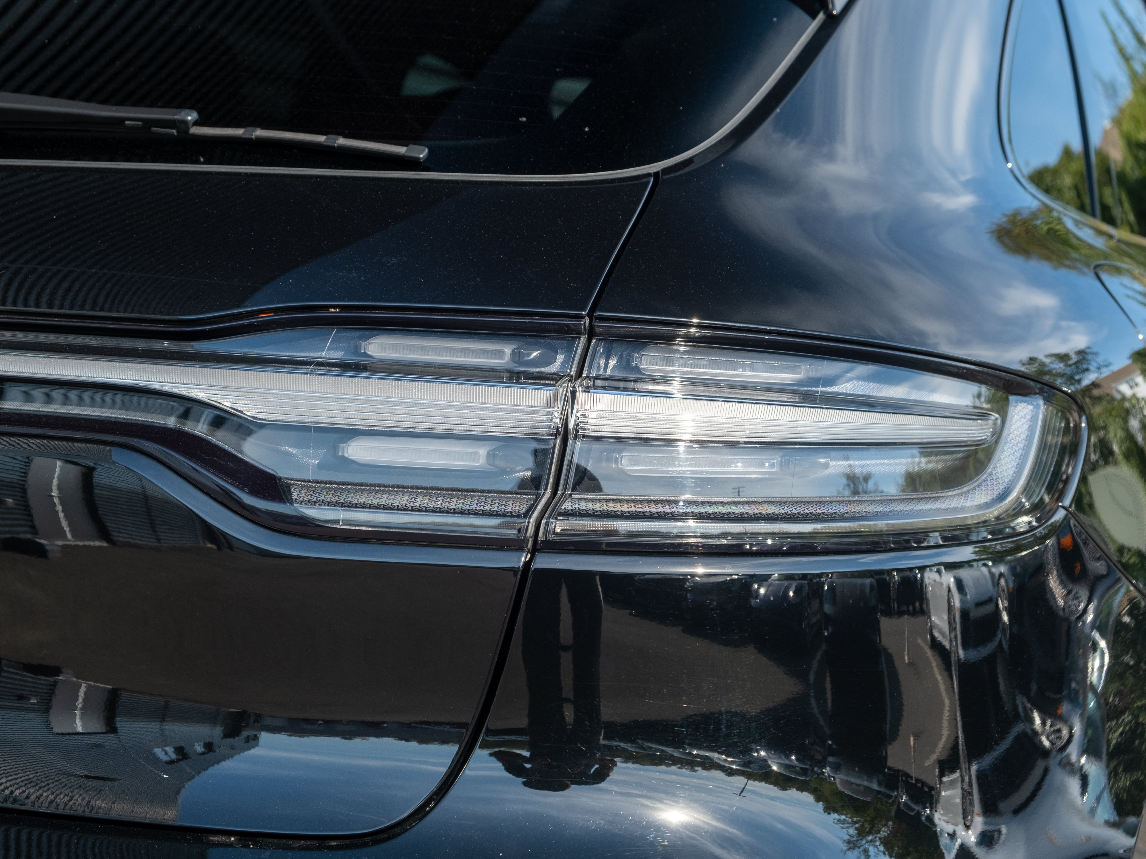 Certified 2026 Porsche Macan GTS AWD/4WD image 25