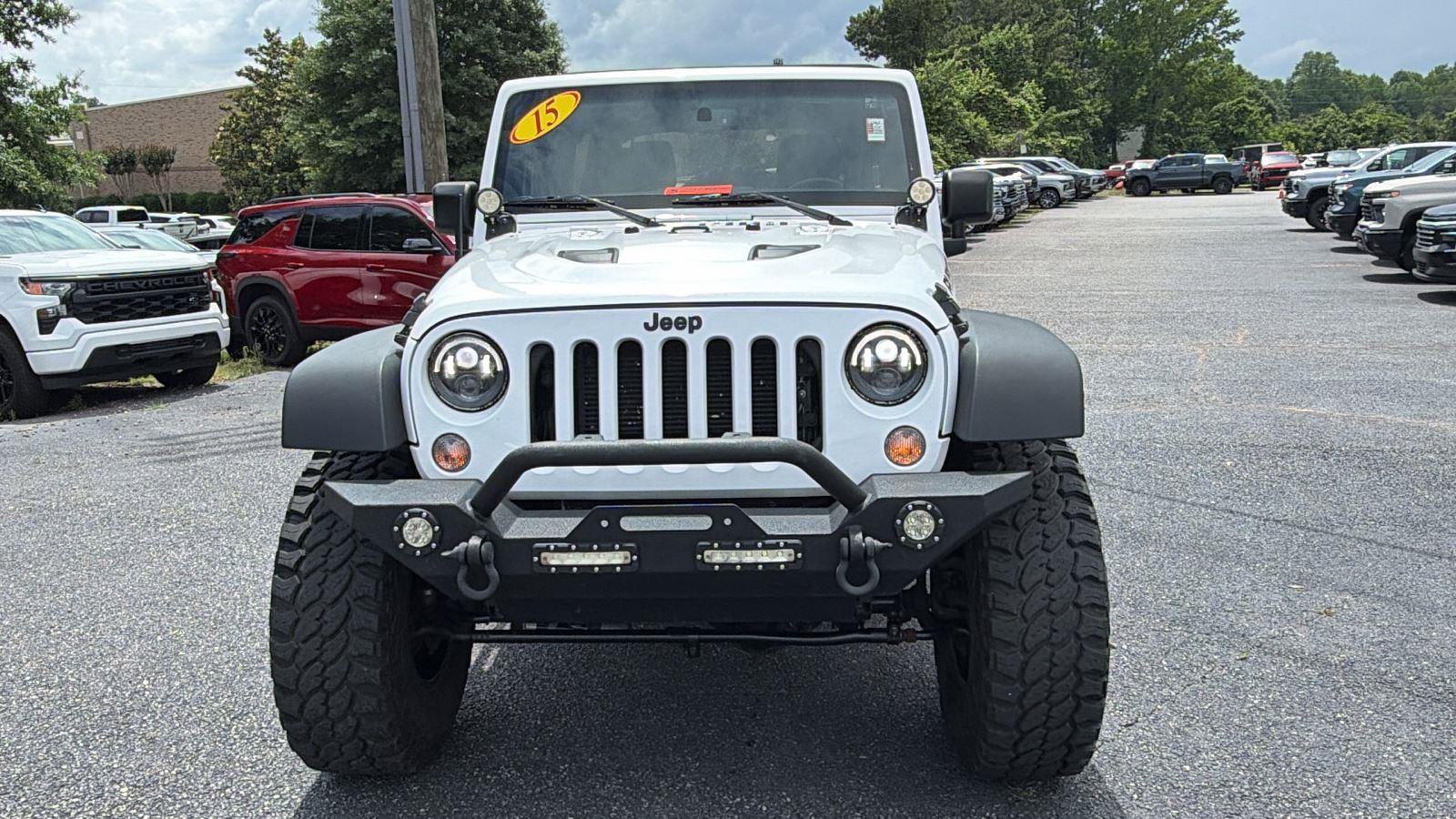 Used 2015 Jeep Wrangler Unlimited Rubicon AWD/4WD image 2