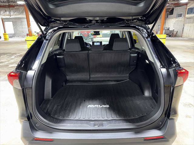 Certified 2022 Toyota RAV4 LE image 11