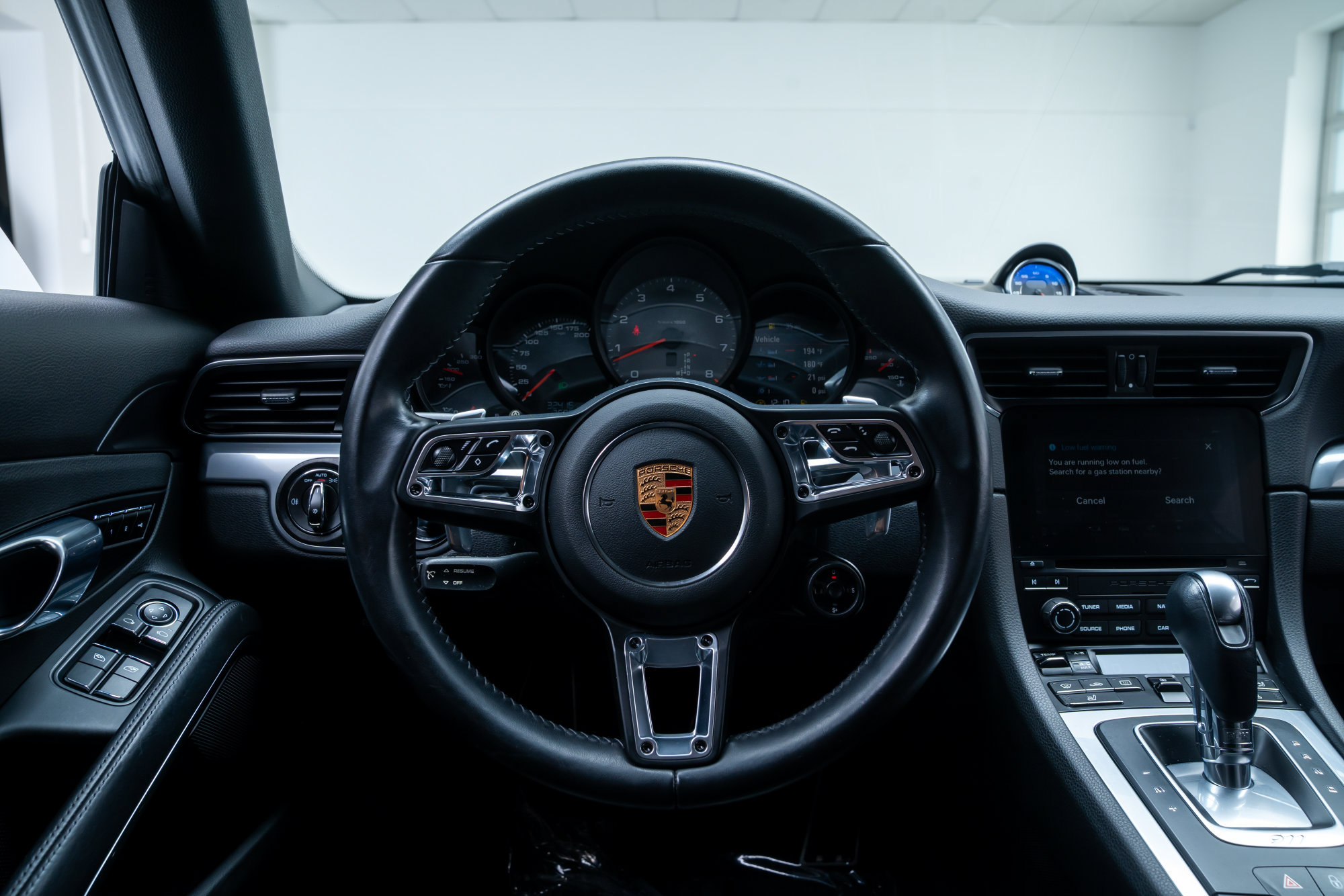 Used 2018 Porsche 911 Carrera S RWD image 13