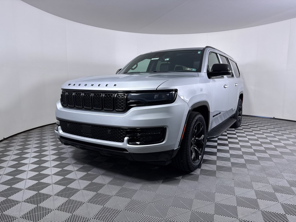 Used 2023 Jeep Wagoneer L Series II AWD/4WD image 20
