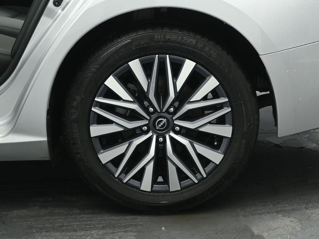 Used 2023 Nissan Altima 2.5 SV image 22