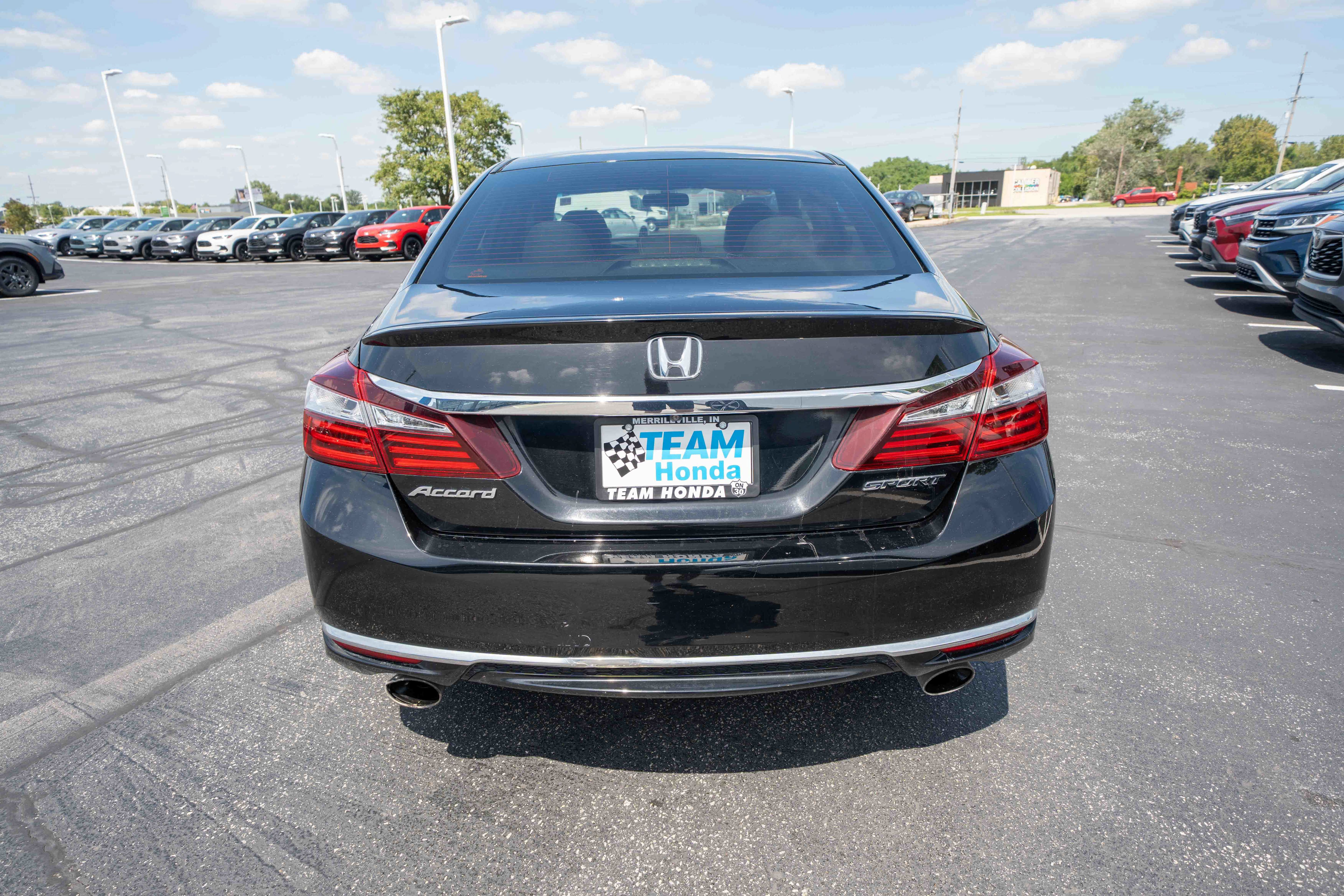 Used 2016 Honda Accord Sport image 5