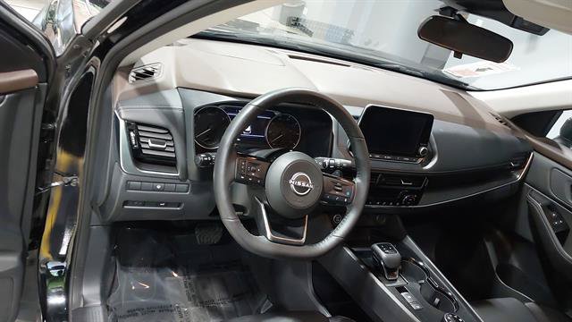 Used 2023 Nissan Rogue SV w/ SV Premium Package AWD/4WD image 19