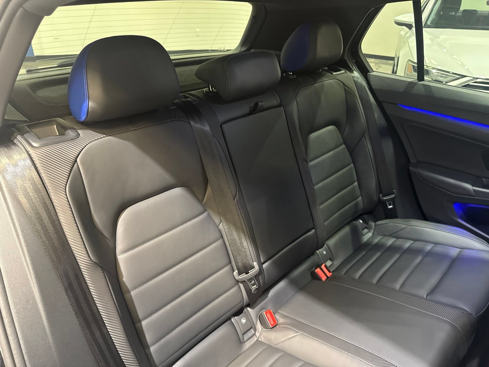 Used 2024 Volkswagen Golf R AWD/4WD image 41