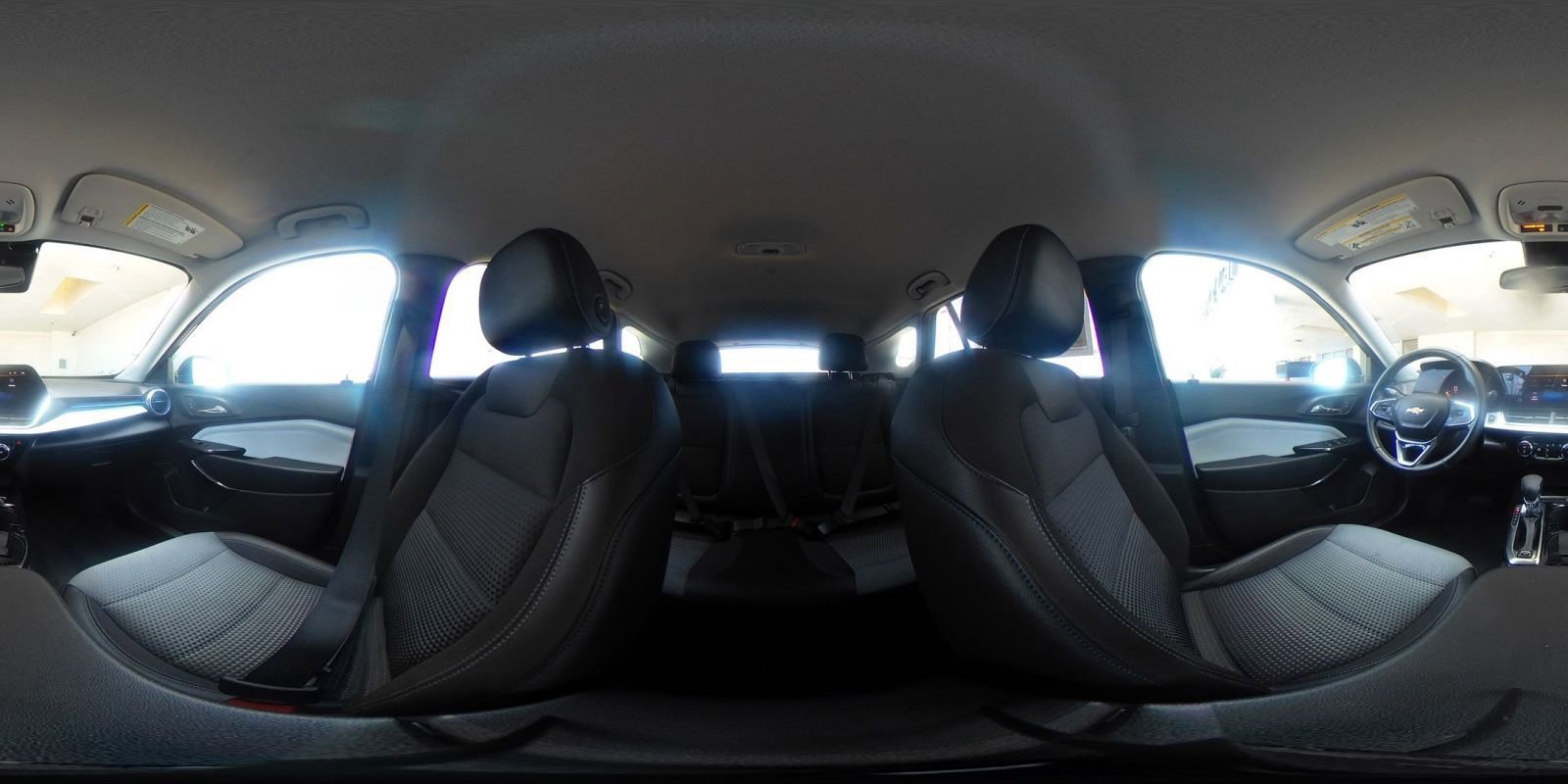 Used 2025 Chevrolet Trax LT w/ LT Convenience Package FWD image 42