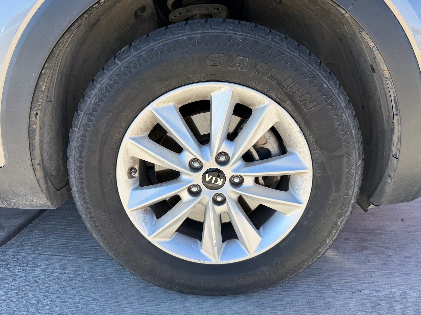 Used 2019 Kia Sorento LX image 6