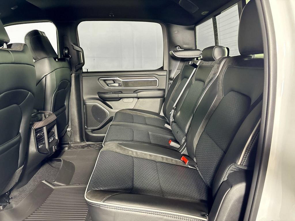 New 2026 RAM 1500 Laramie AWD/4WD image 20