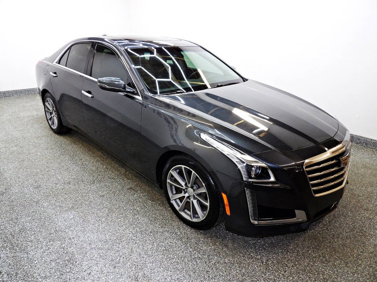 Used 2018 Cadillac CTS Luxury image 3