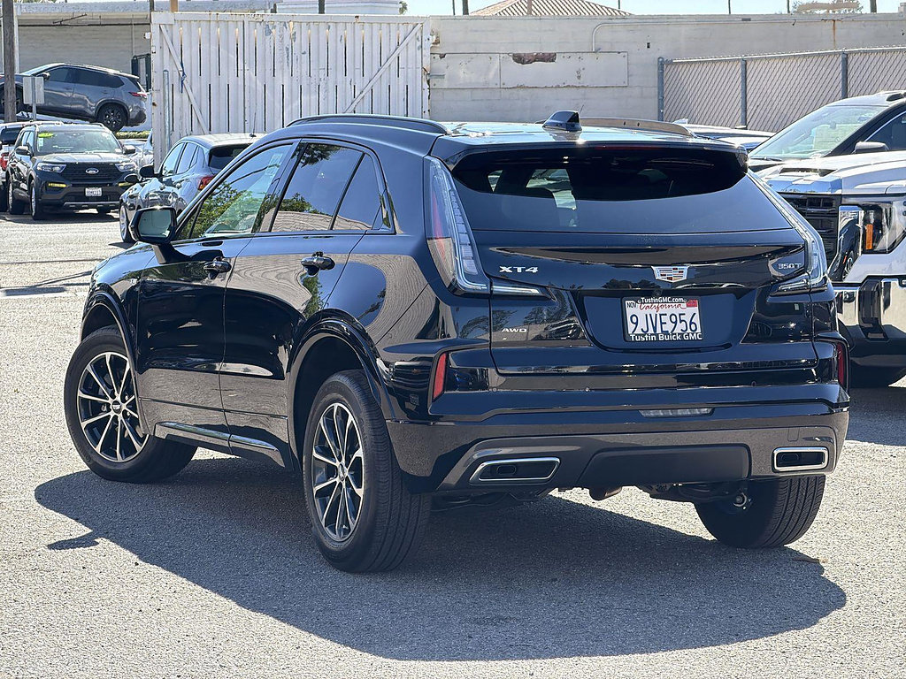 Used 2024 Cadillac XT4 Sport AWD/4WD image 7