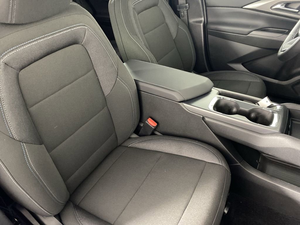 New 2026 Chevrolet Equinox EV LT image 25