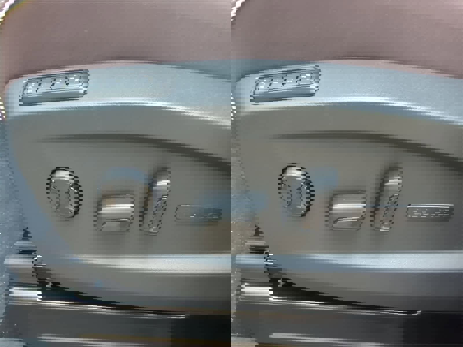 New 2025 Volkswagen ID. Buzz Pro S image 18