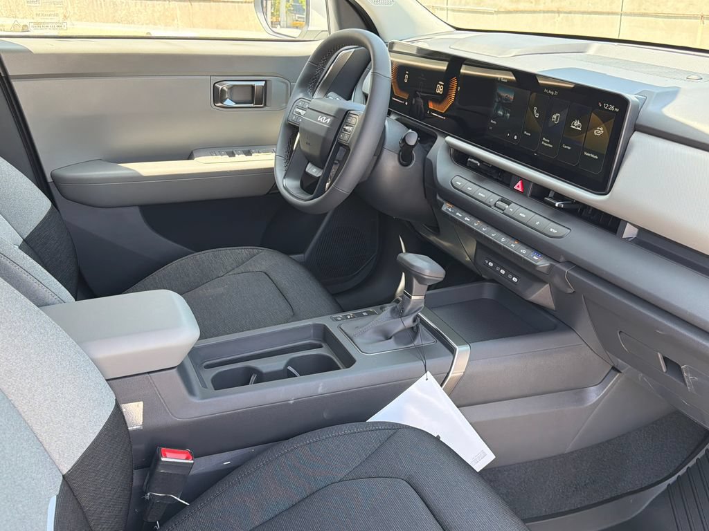 New 2027 Kia Seltos LX FWD image 11