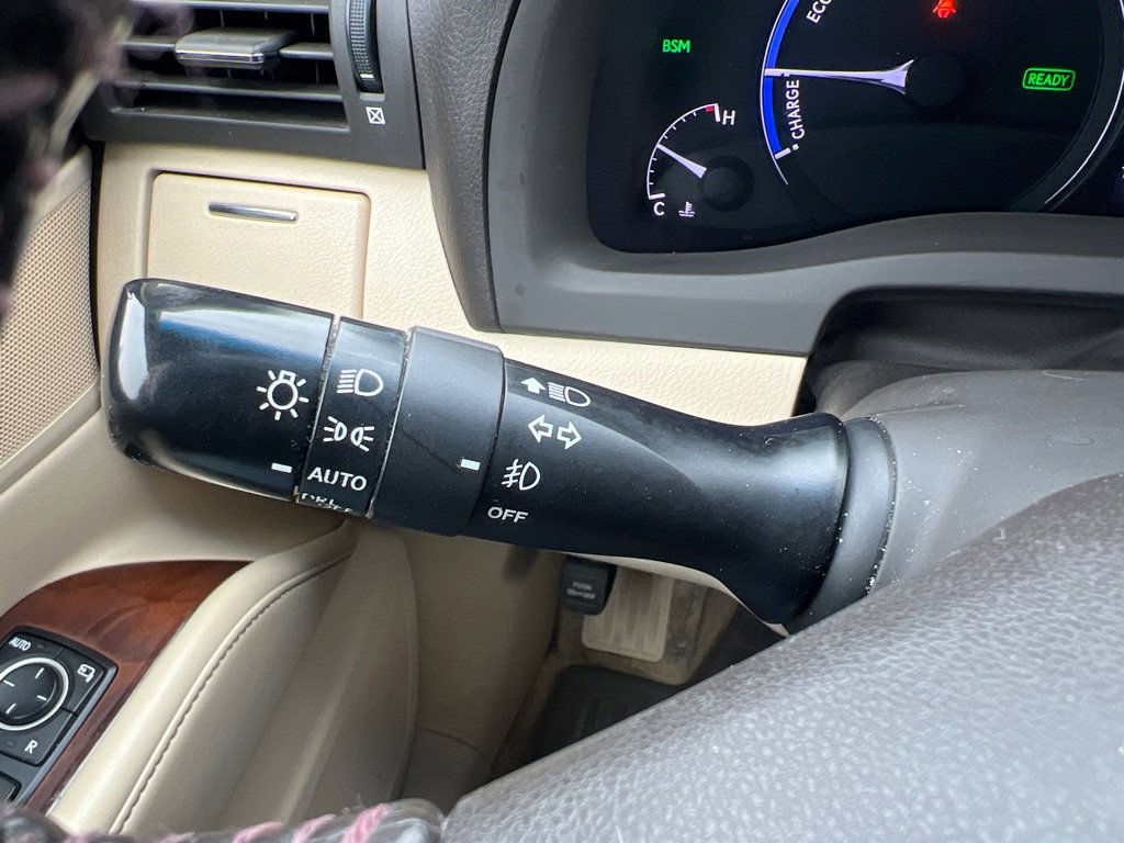 Used 2013 Lexus RX 450h AWD w/ Navigation Pkg image 23