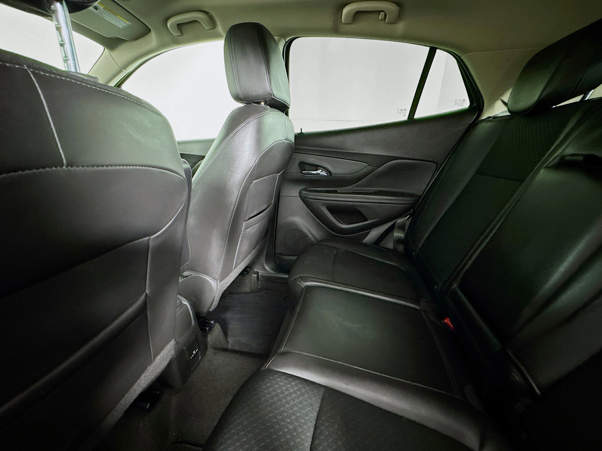 Used 2022 Buick Encore Preferred w/ Safety Package AWD/4WD image 24