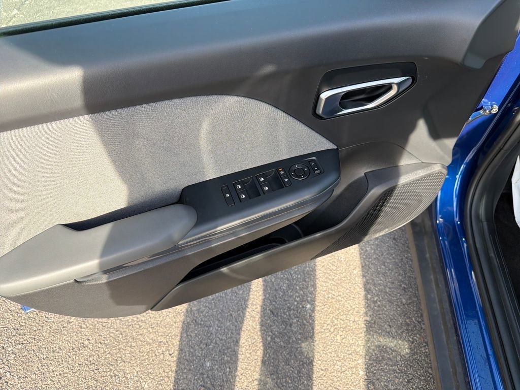 Certified 2025 Kia K4 EX image 13