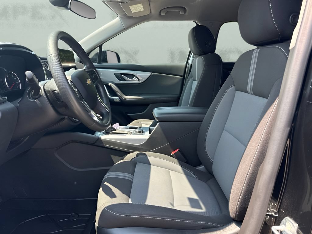 Used 2023 Chevrolet Blazer LT w/ LPO, Floor Liner Package FWD image 9