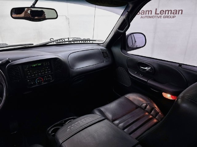 Used 2001 Ford F150 Harley-Davidson RWD image 21