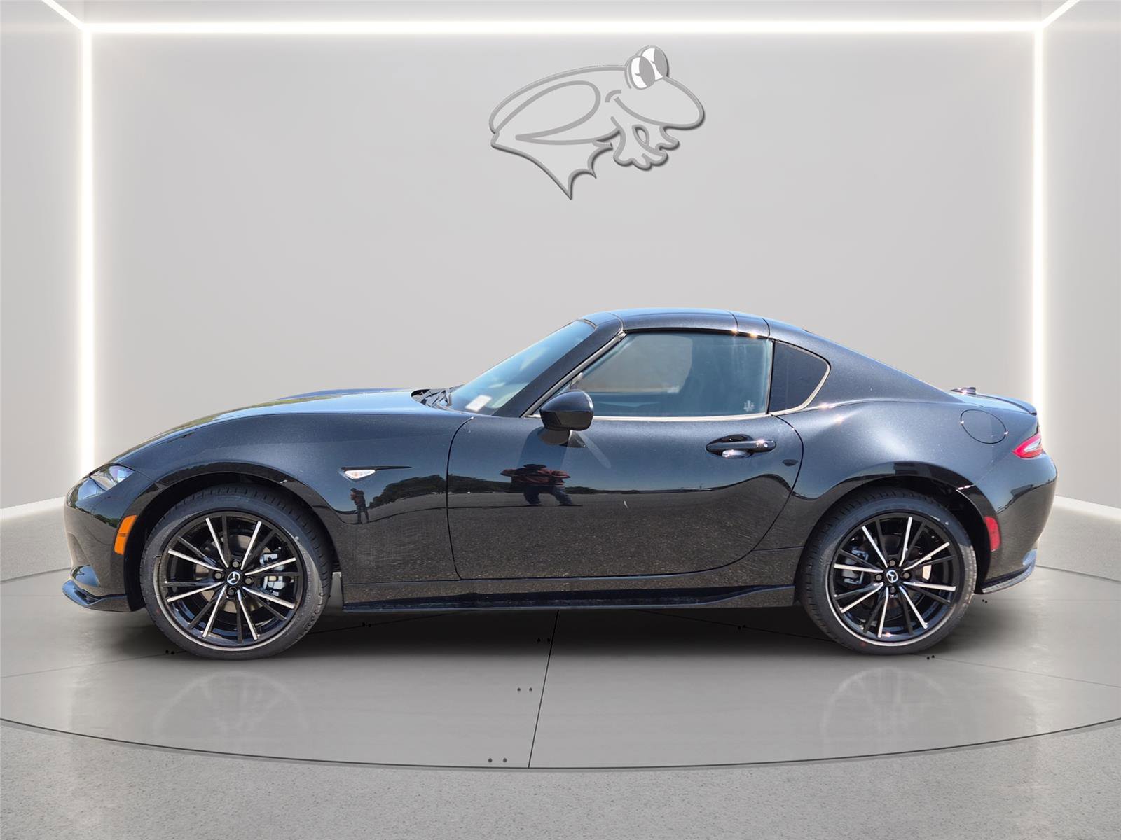New 2026 MAZDA MX-5 Miata RF Grand Touring w/ Appearance Package RWD image 2