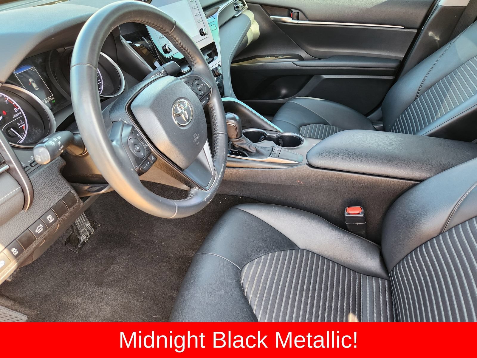 Used 2023 Toyota Camry SE w/ Convenience Package FWD image 17
