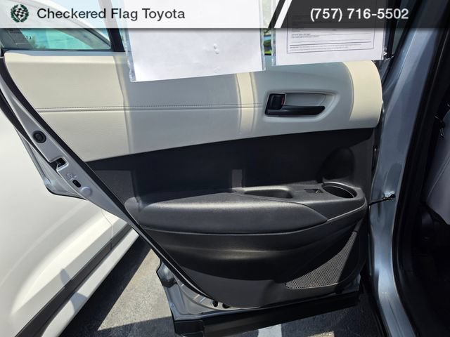 Used 2024 Toyota Corolla Cross L AWD/4WD image 27