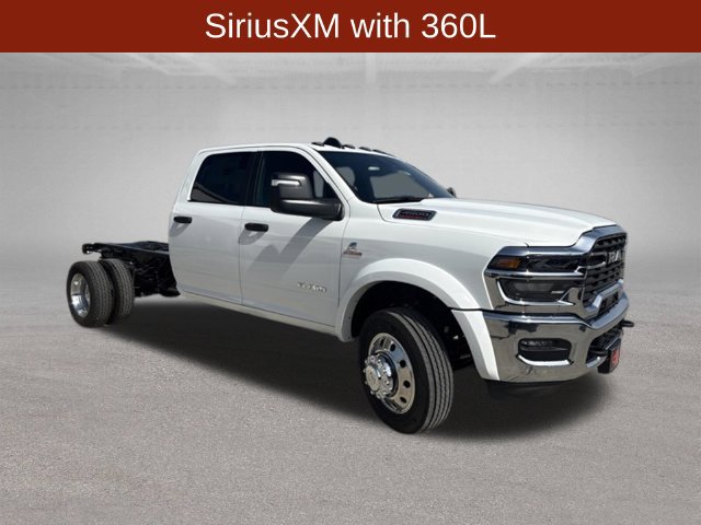 New 2026 RAM 4500 4x4 Crew Cab DRW image 8