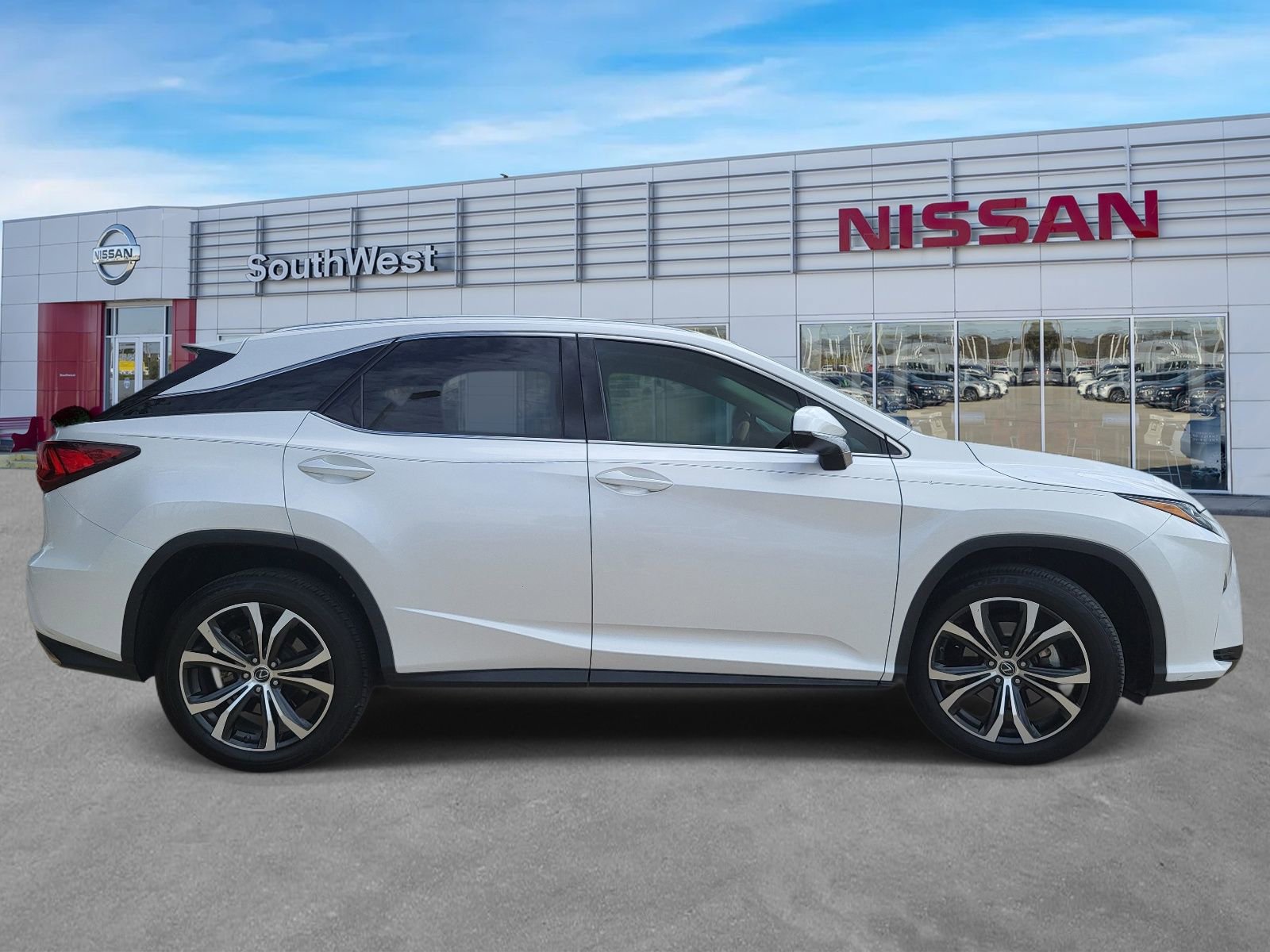 Used 2019 Lexus RX 350 FWD w/ Premium Package image 5