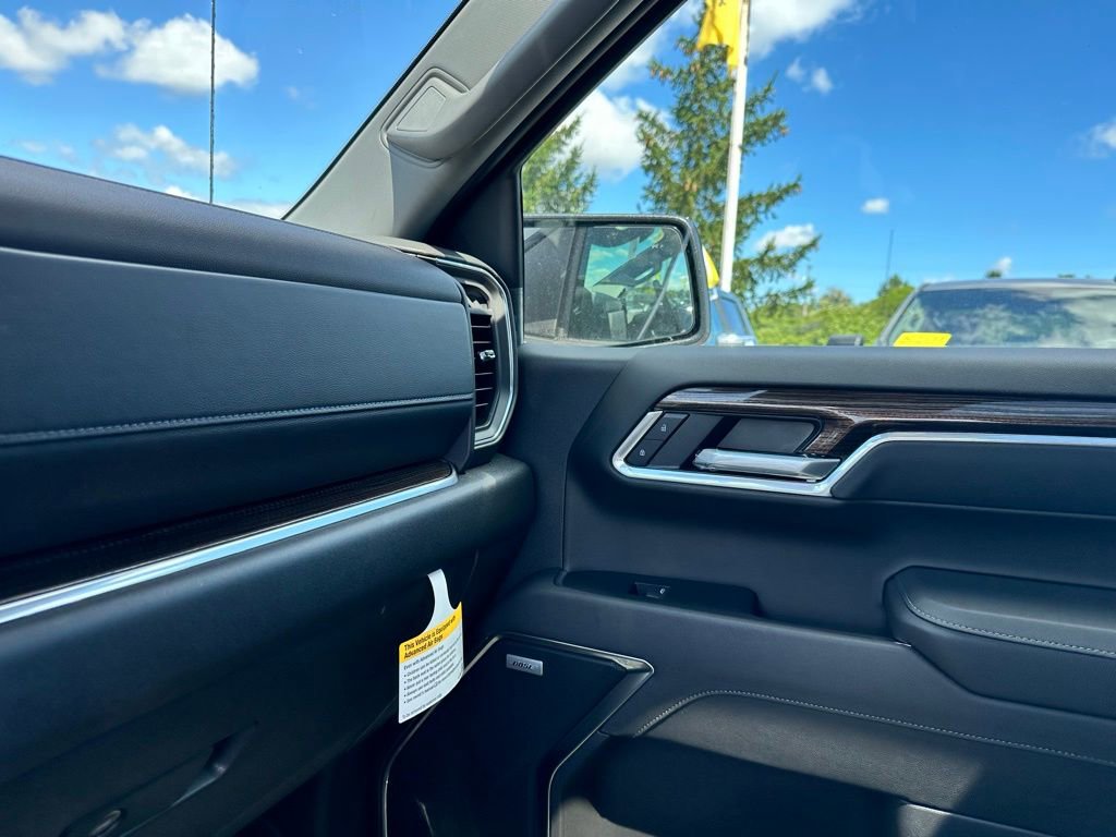 New 2025 Chevrolet Silverado 1500 RST w/ Convenience Package II image 40