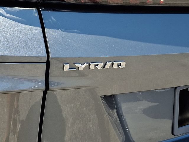 New 2026 Cadillac Lyriq Premium Luxury AWD/4WD image 17