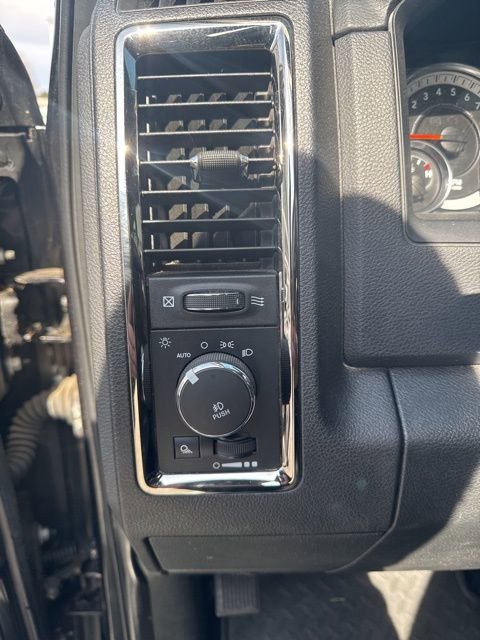 Used 2017 RAM 1500 Sport image 15