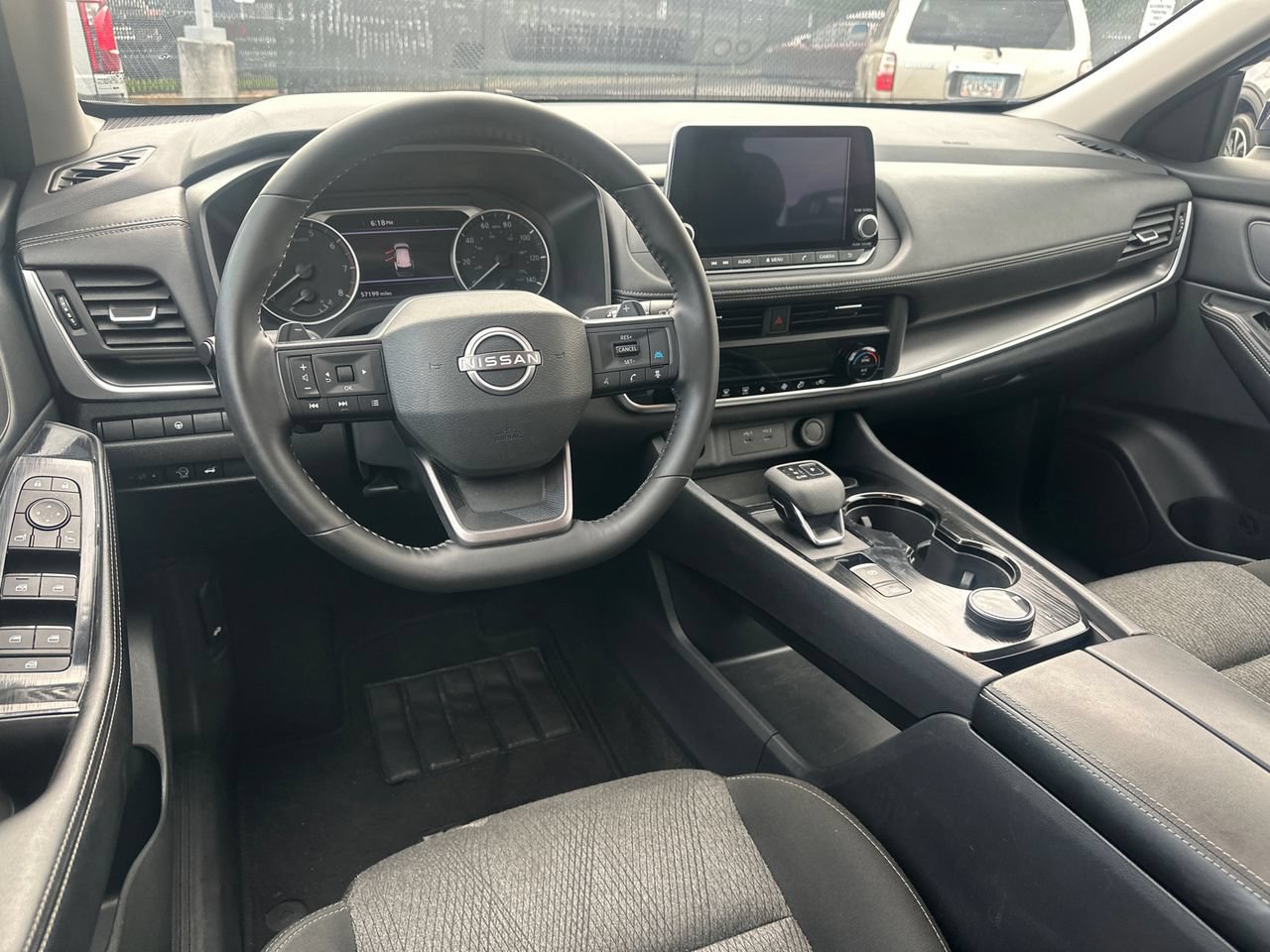 Used 2025 Nissan Rogue SV AWD/4WD image 25