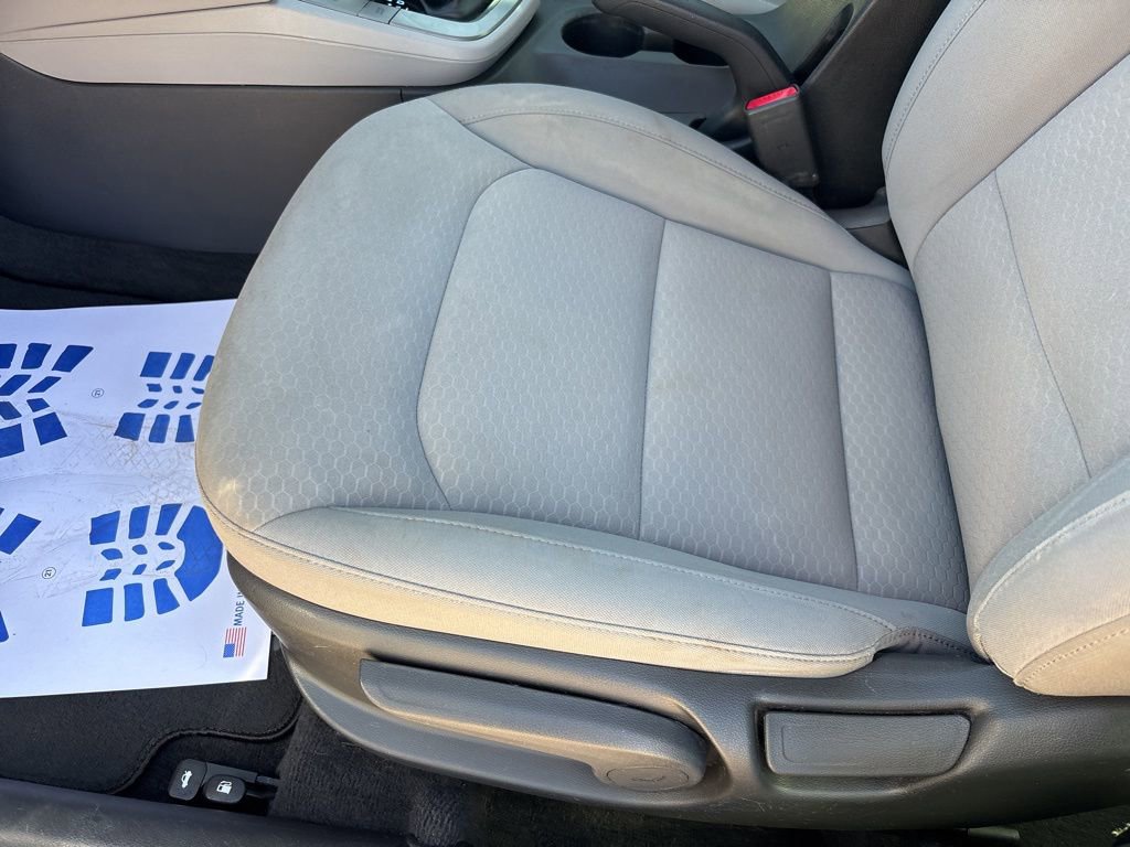 Used 2020 Hyundai Elantra Value Edition w/ Cargo Package (C1) image 15