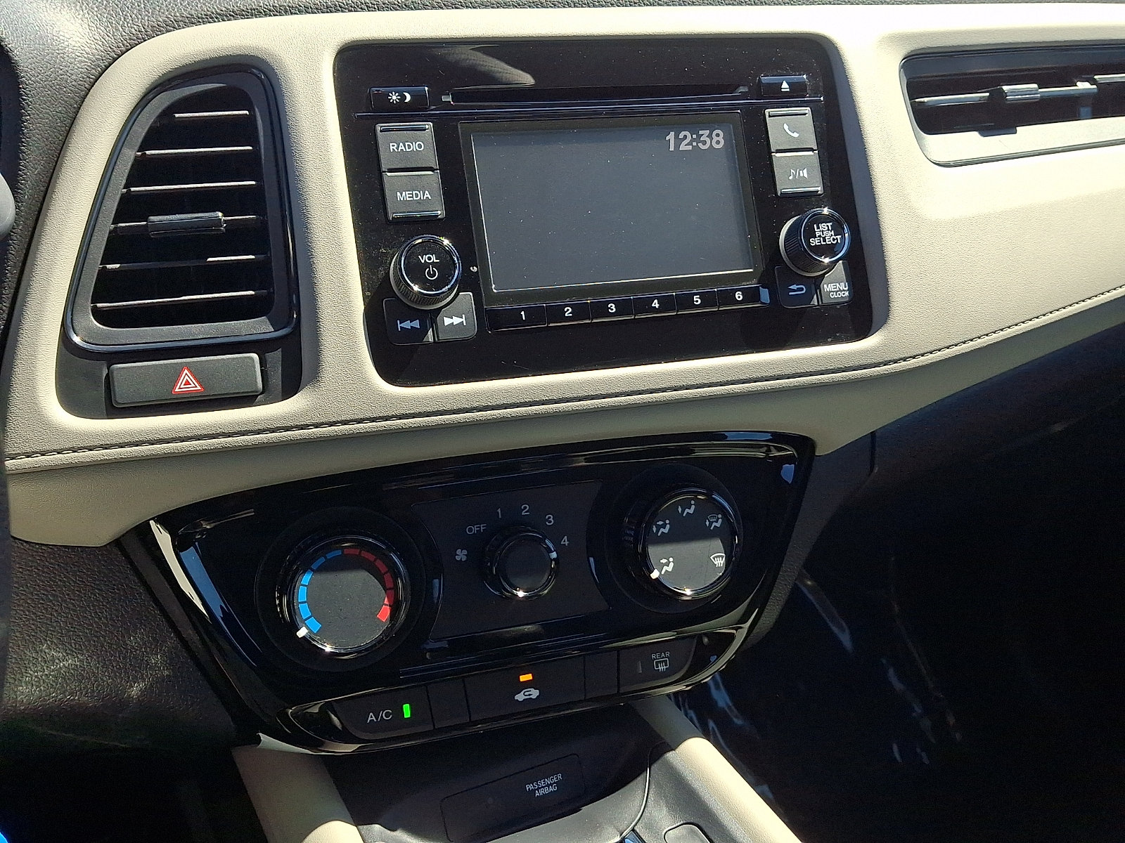 Used 2021 Honda HR-V LX image 19