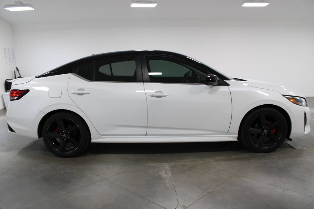 Used 2024 Nissan Sentra SR FWD image 8