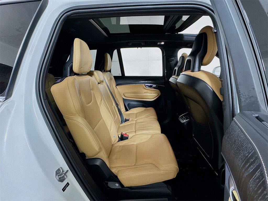 Used 2021 Volvo XC90 T6 Inscription w/ Advanced Package image 28