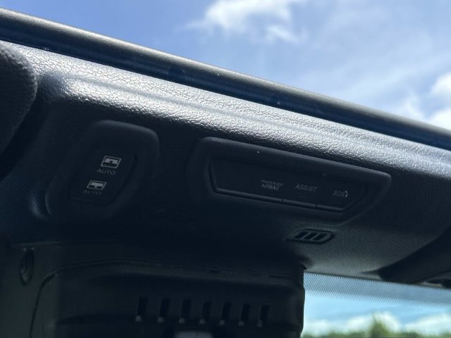 Used 2021 Jeep Wrangler Unlimited Rubicon AWD/4WD image 35