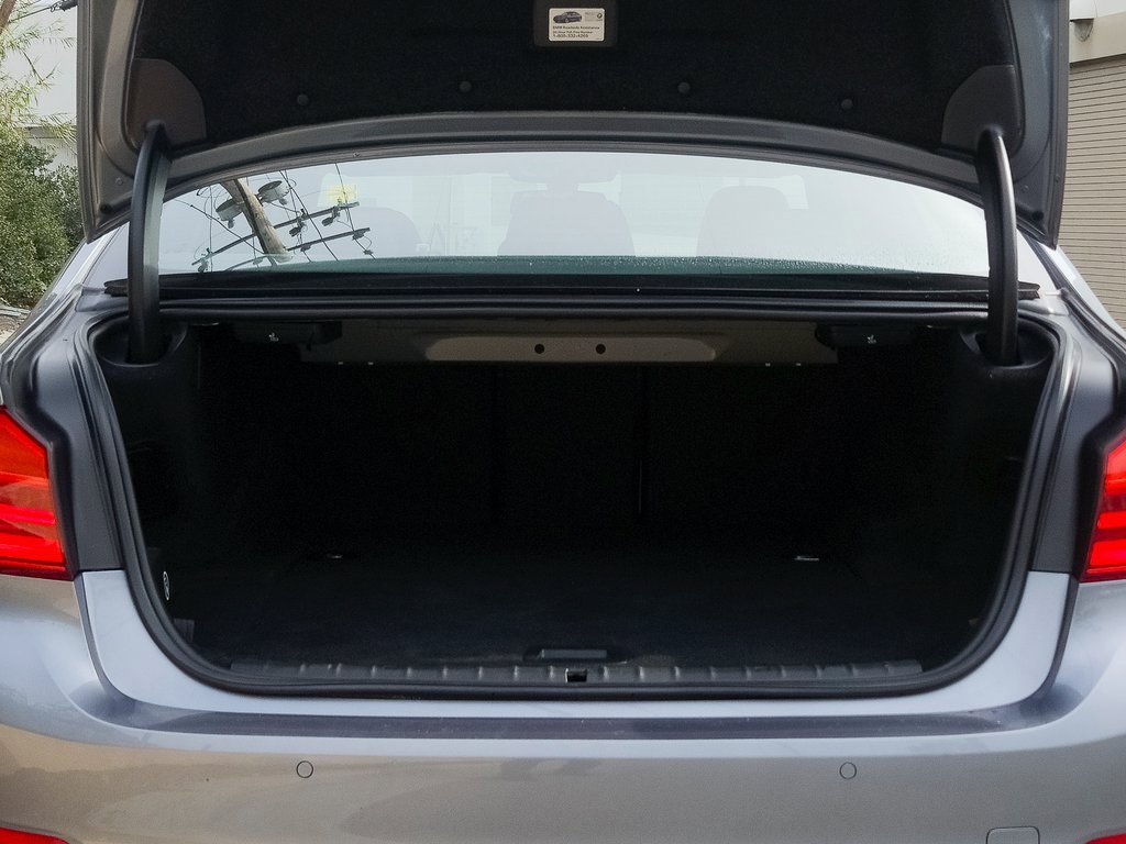 Used 2018 BMW 530e image 23