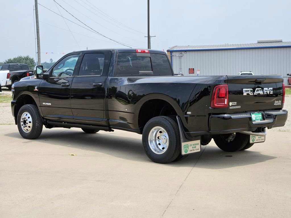 New 2025 RAM 3500 Laramie video 3
