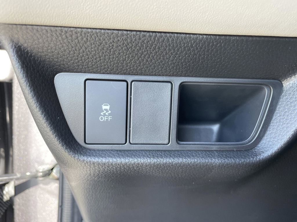 New 2026 Honda HR-V LX image 29
