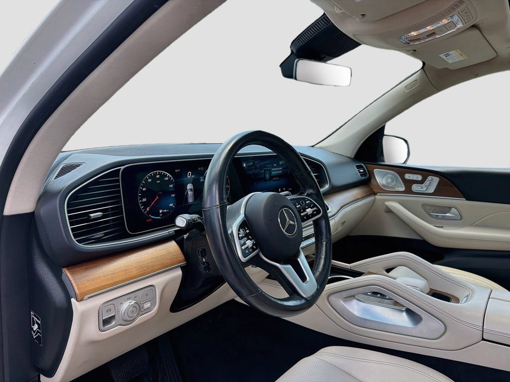 Used 2022 Mercedes-Benz GLE 350 4MATIC w/ Premium Package image 9