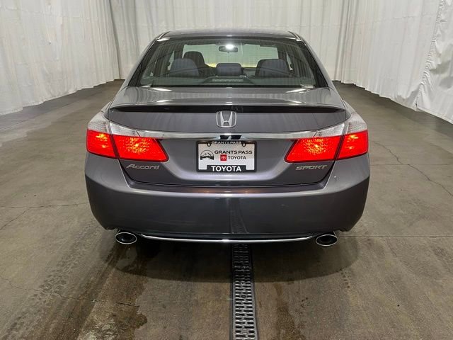 Used 2015 Honda Accord Sport image 5