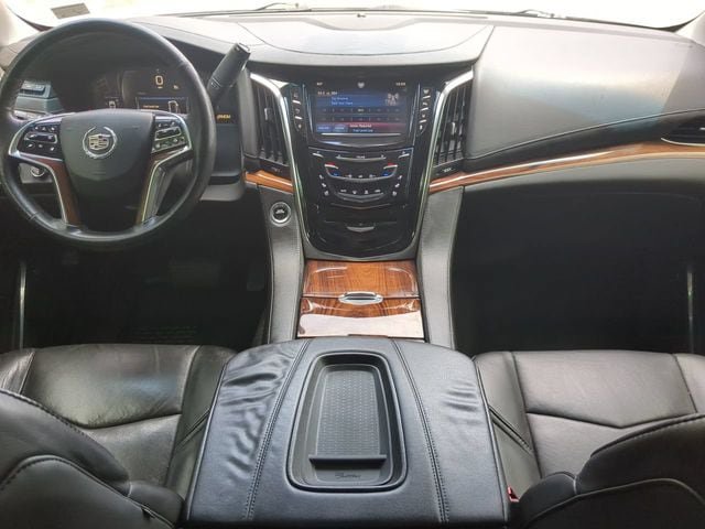 Used 2015 Cadillac Escalade ESV Luxury AWD/4WD image 14