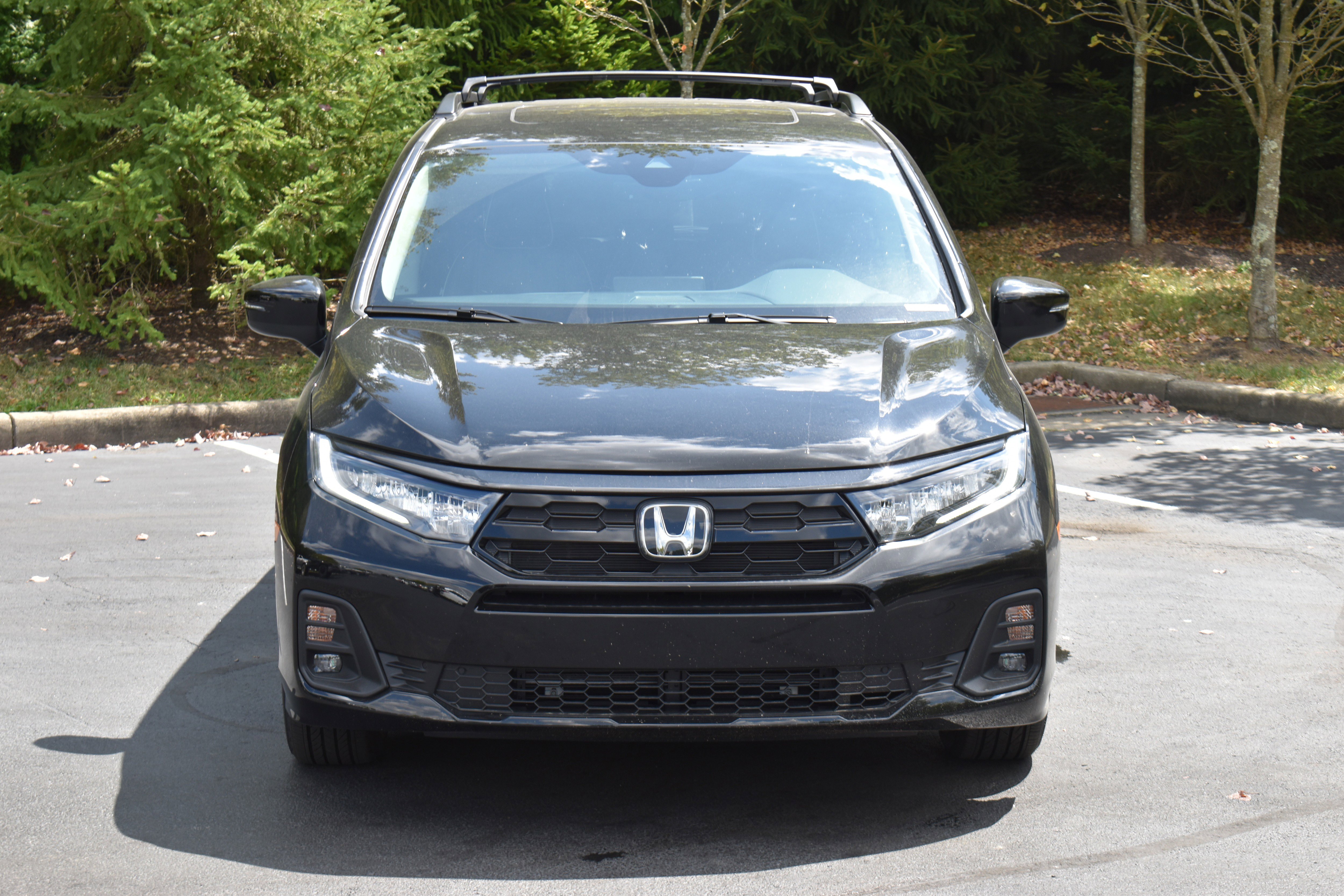 New 2026 Honda Odyssey Touring image 2