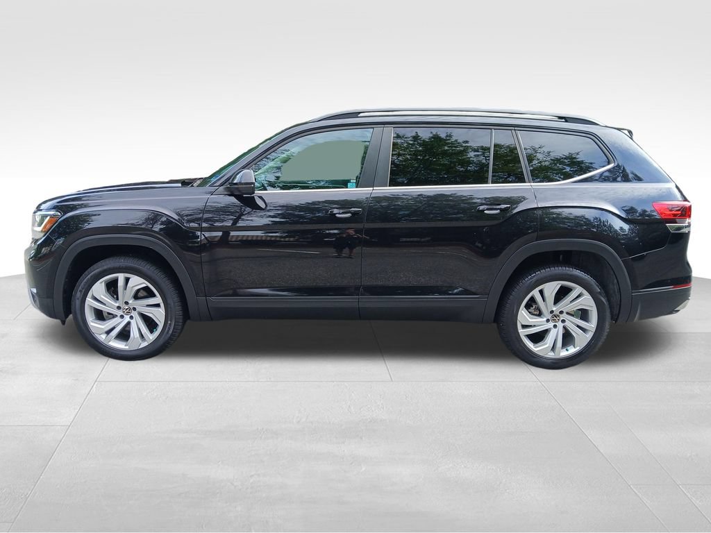 Used 2023 Volkswagen Atlas SE AWD/4WD image 2