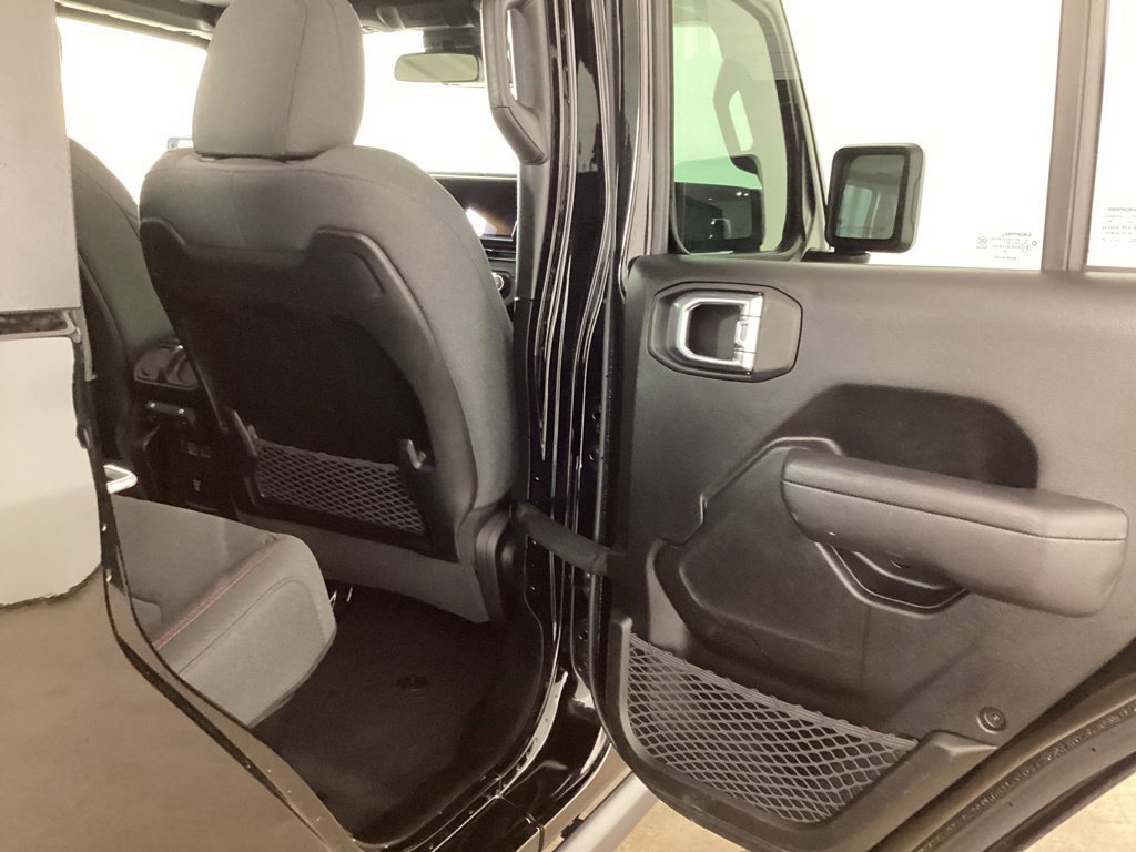 Used 2026 Jeep Gladiator Rubicon AWD/4WD image 26