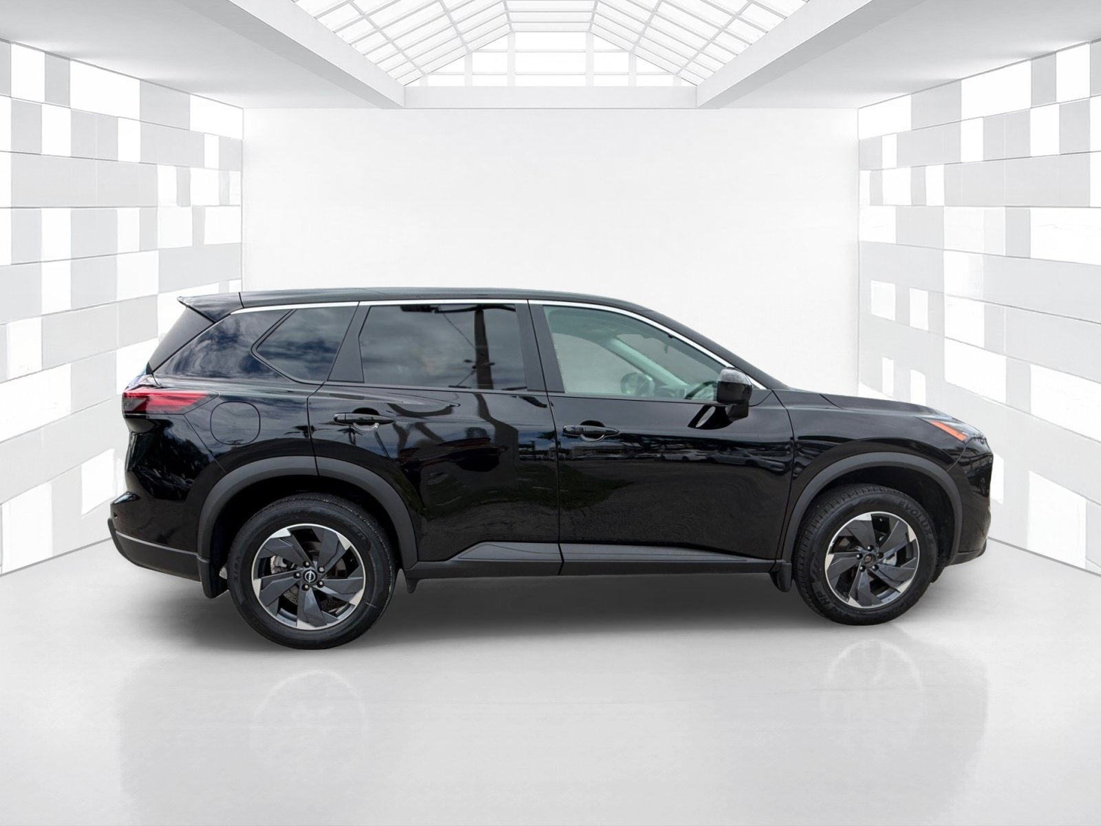 Certified 2025 Nissan Rogue SV FWD image 8
