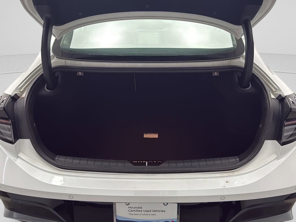 Certified 2025 Hyundai Sonata Limited FWD image 15