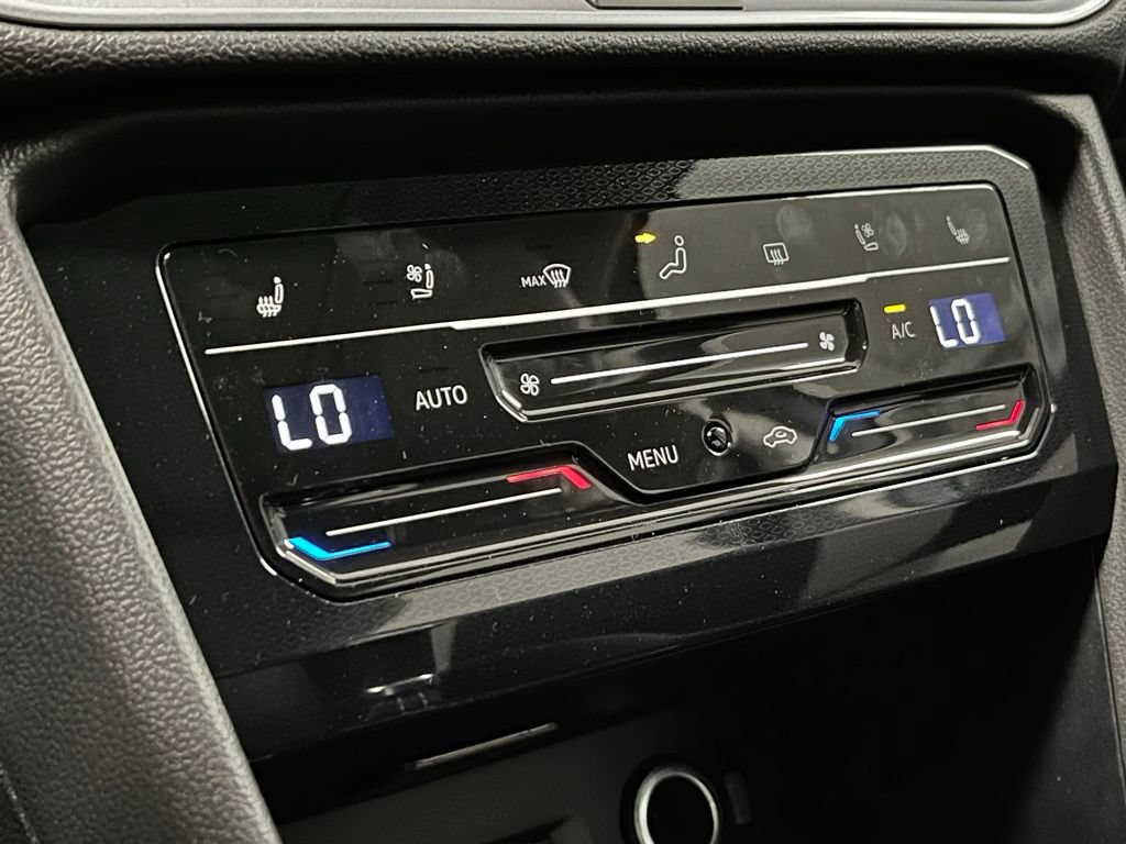 New 2026 Volkswagen Taos SEL AWD/4WD image 13