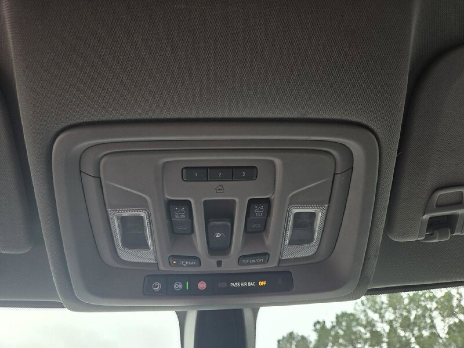 Used 2020 Chevrolet Silverado 1500 LT Trail Boss image 16